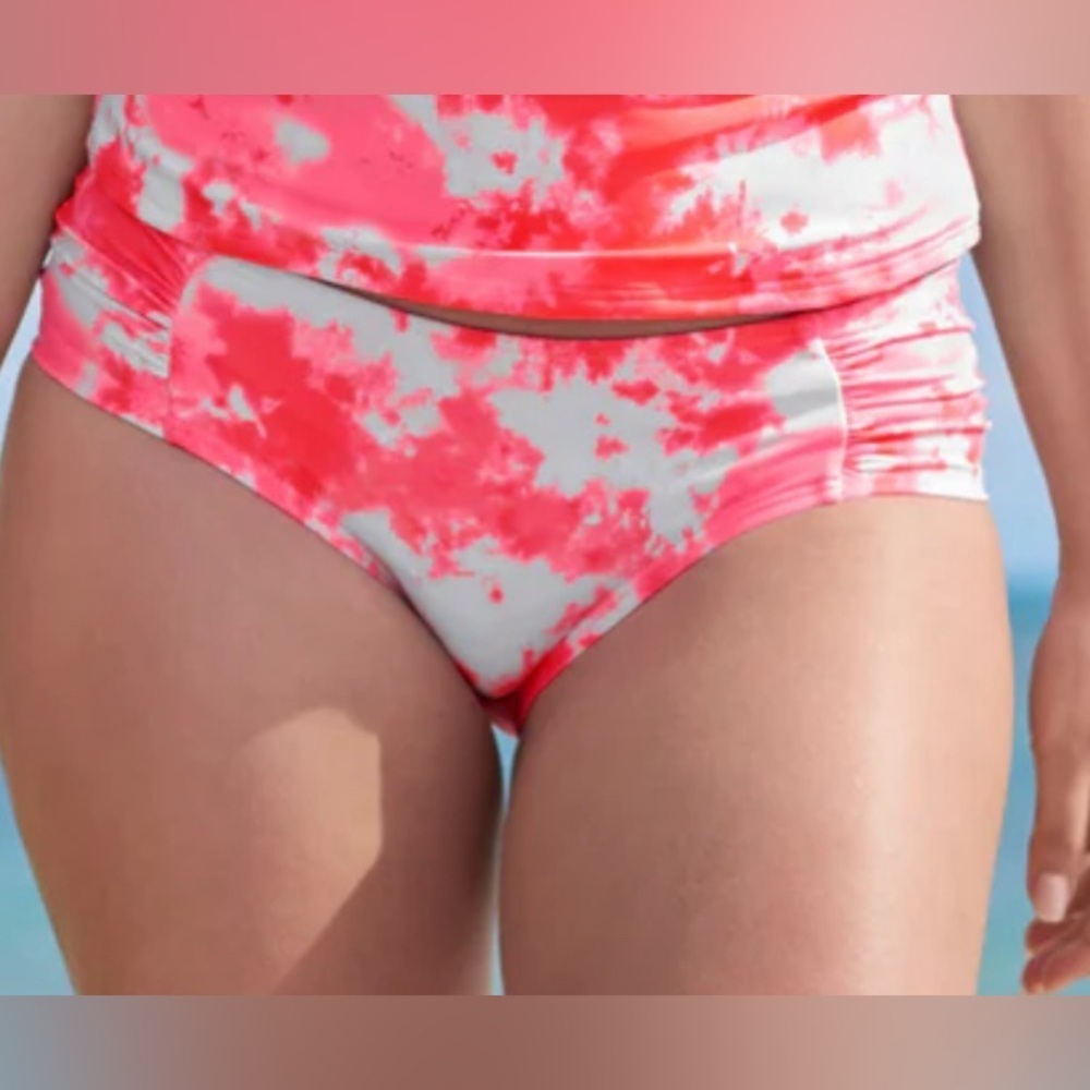 Venus Ruched Side Bottom - NEW - Size 10. COLOR: Coral Blast CLS